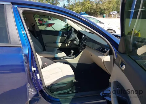 2016 Kia Optima Lx from USA, damaged, VIN 5XXGT4L32GG030533